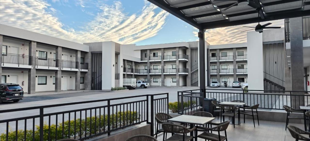 Hotel Gran Avenida, Navojoa Eksteriør billede